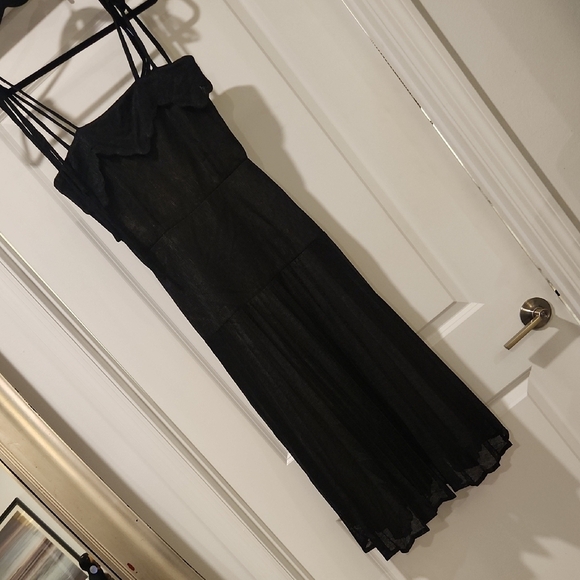 mccarthy united kingdom Dresses & Skirts - Chic Vintage McCarthy United Kingdom Black Midi Dress with Strappy Design